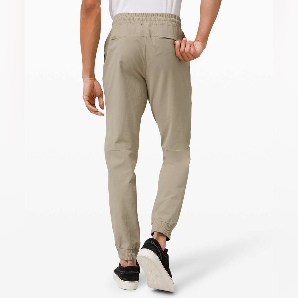 Joggers - image 2